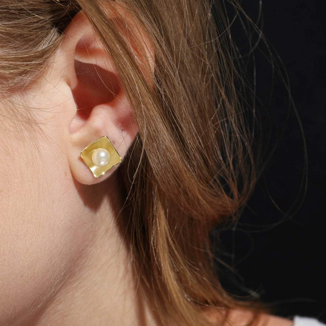18k Gold Filled Pearl Stud Earrings In A Square Plate GoldFi