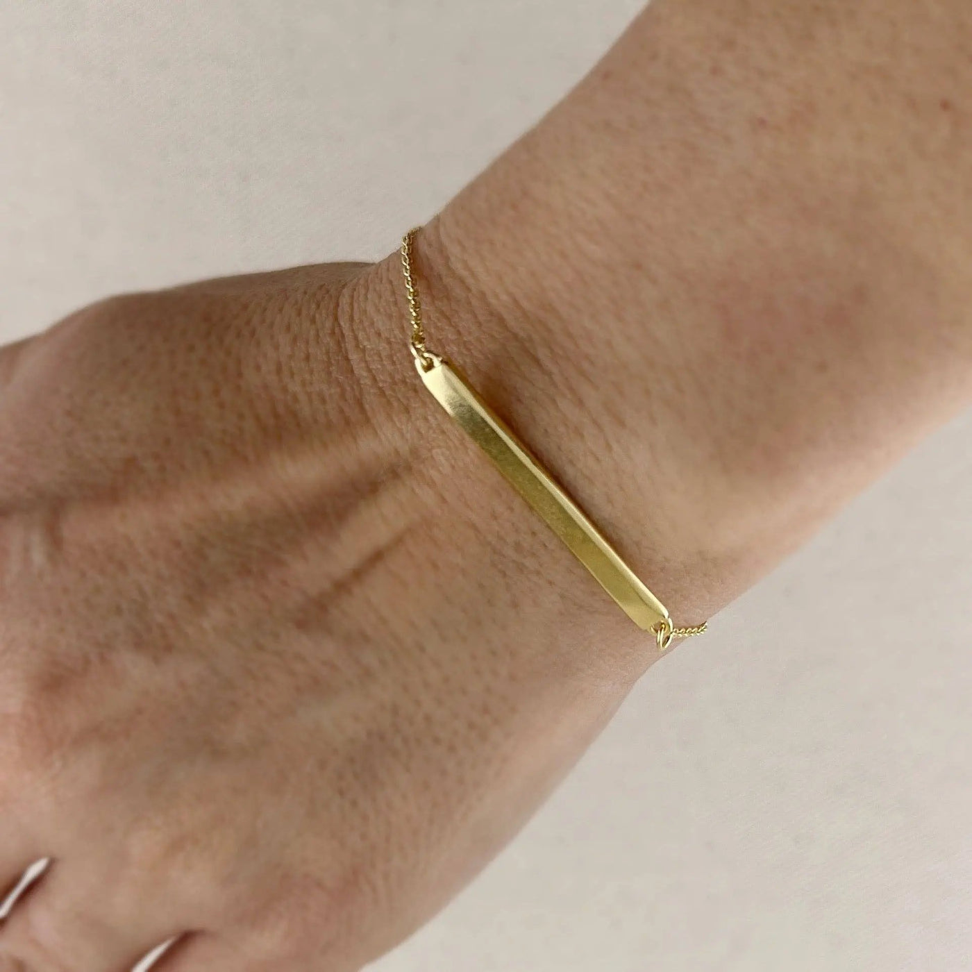 18k Gold Filled Polished Bar Bracelet - Beloved Boutique