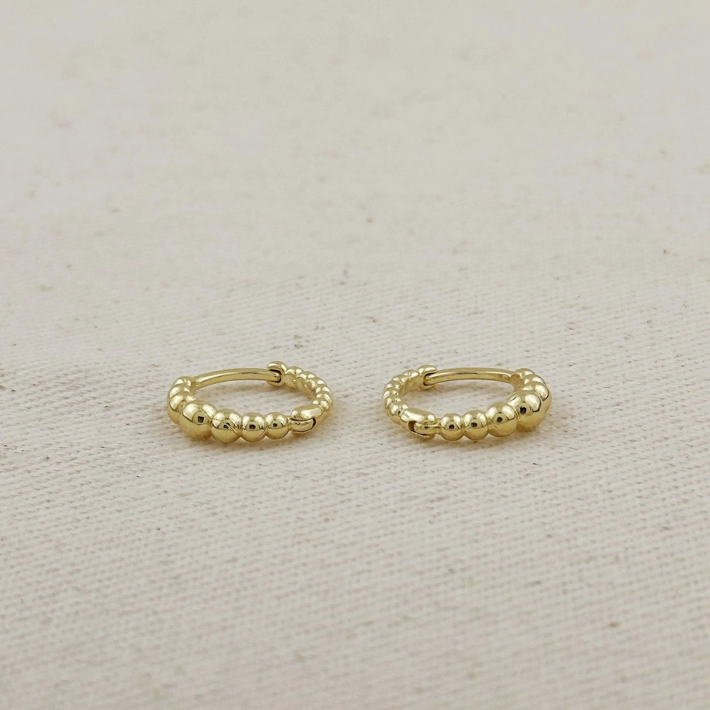 18k Gold Filled 15mm Gradient Beaded Clicker Hoop Earrings - Beloved Boutique