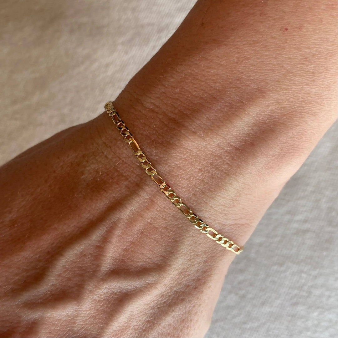 18k Gold Filled 2.5mm Flat Figaro Chain Bracelet - Beloved Boutique