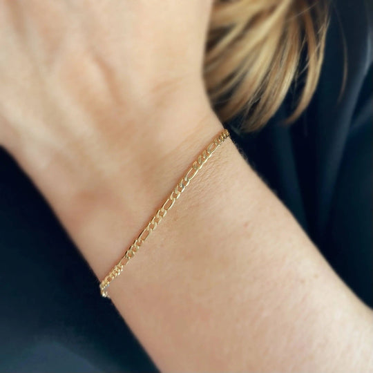 18k Gold Filled 2.5mm Flat Figaro Chain Bracelet - Beloved Boutique