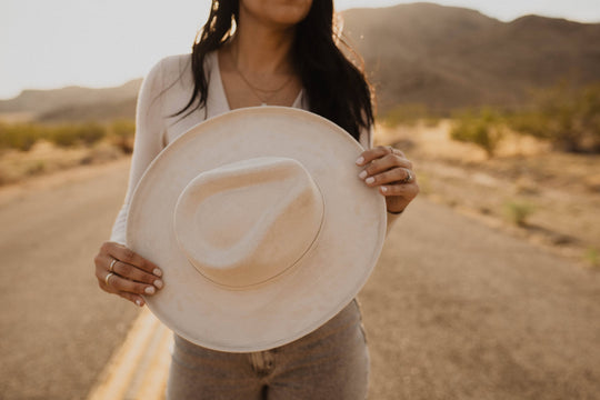 Vegan Pencil Curl Stiff Brim Fedora Hat: Fawn