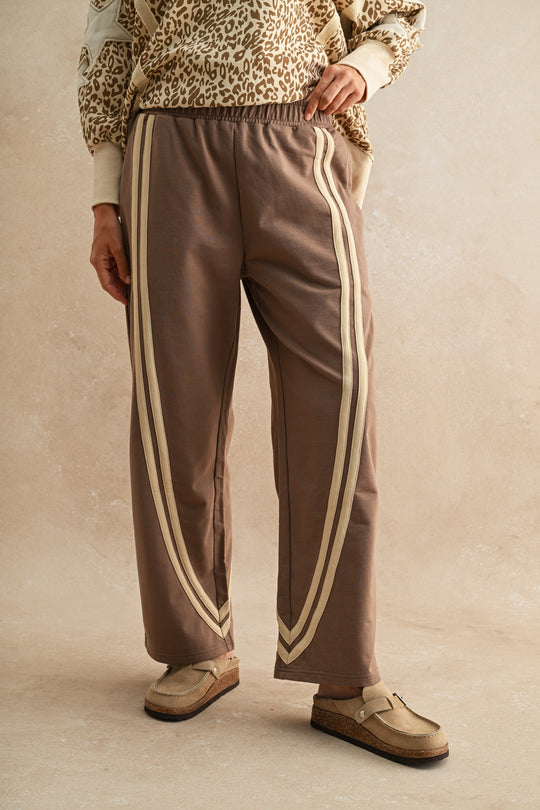 Arch Stripe Barrel Sweatpants