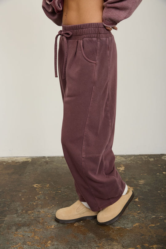 Dahlia Barrel Sweatpants
