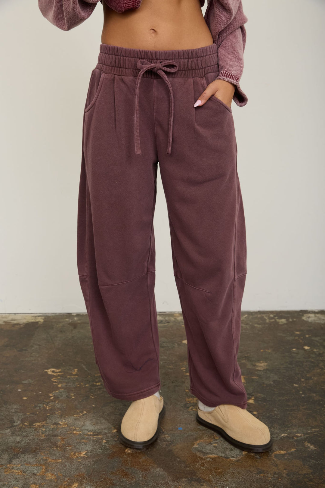 Dahlia Barrel Sweatpants