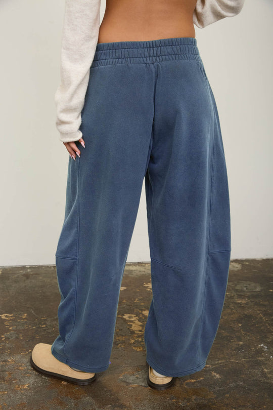 Dahlia Barrel Sweatpants