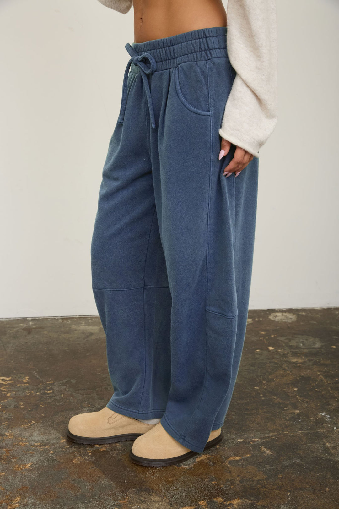 Dahlia Barrel Sweatpants