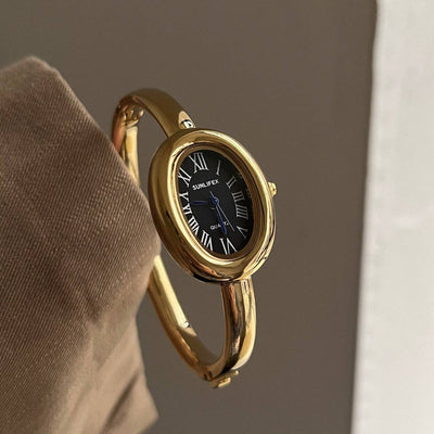 Trendy Oval Dial Gold Quartz Wrist Watch