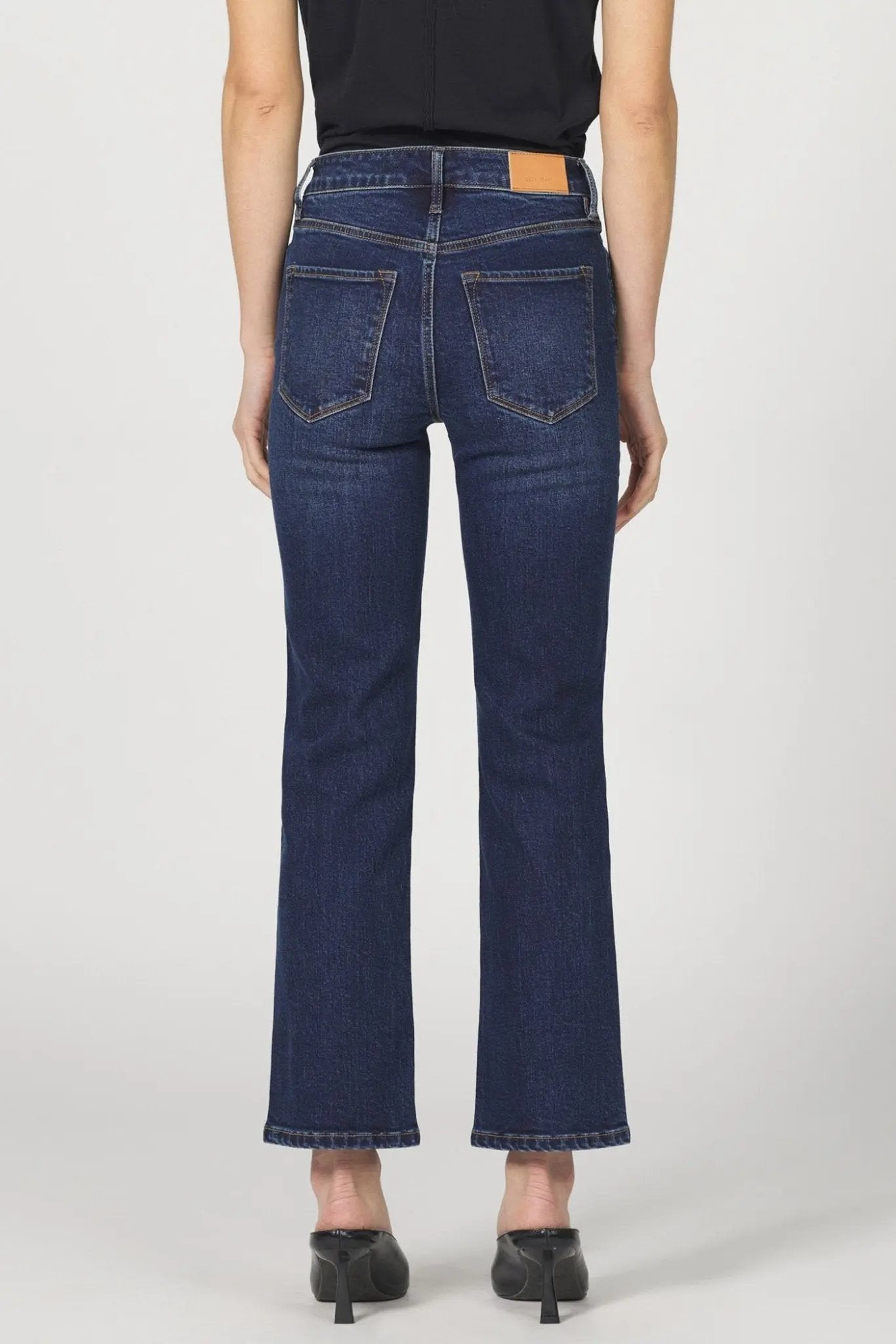 Anika Straight Leg Jean - Beloved Boutique