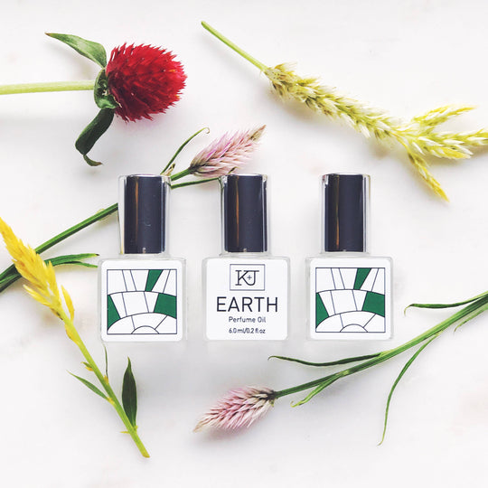 BLENDS Perfume Oil: Earth - Beloved Boutique 
