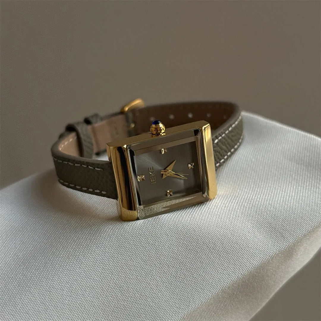 Minimalist Small Dial Leather Strap Quartz Watch DP25F749 Dipped Shop
