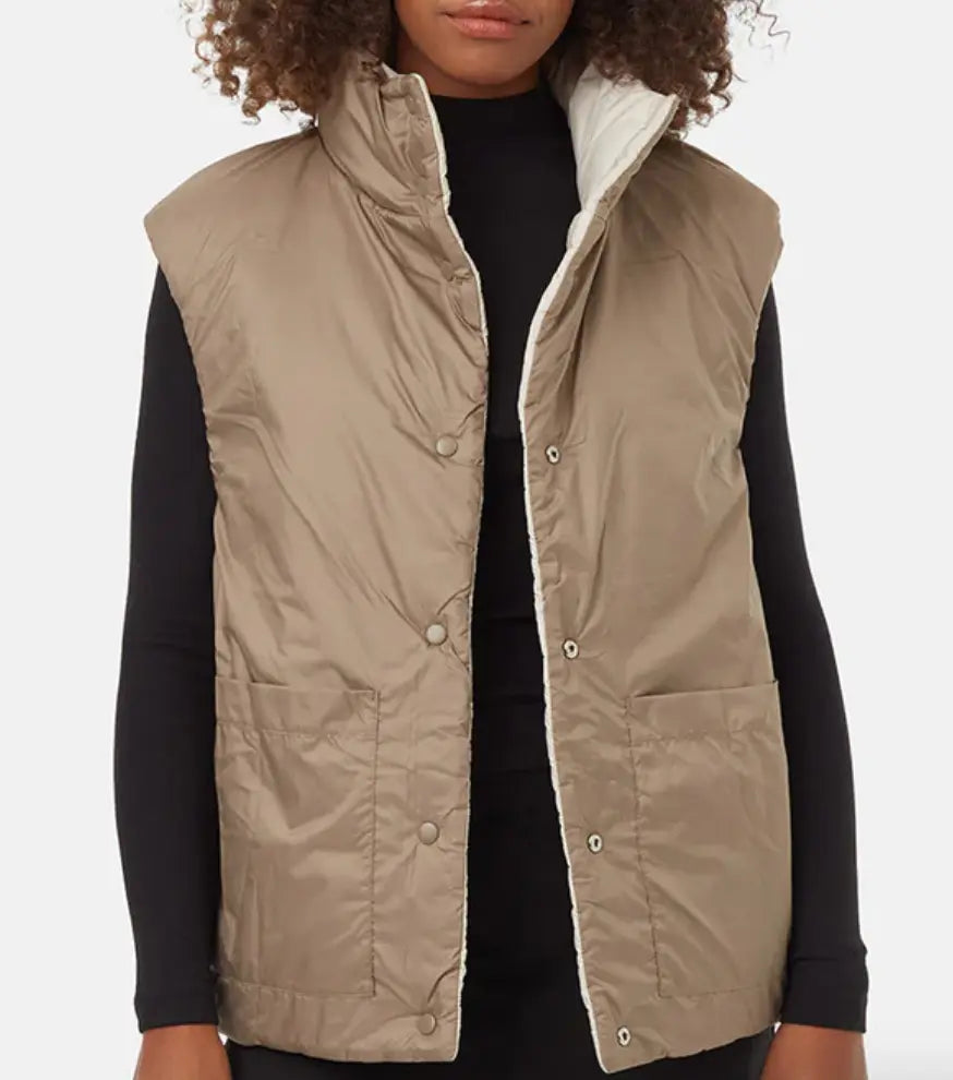 Cloud Reversible Vest