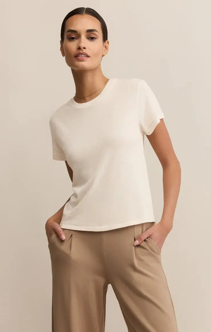 Tourist Tee - Beloved Boutique