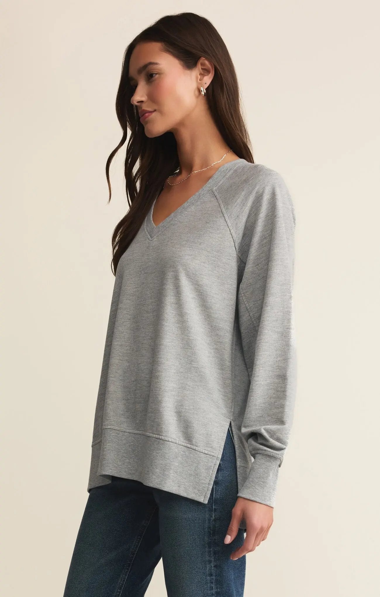 Weekender V Neck Top - Beloved Boutique