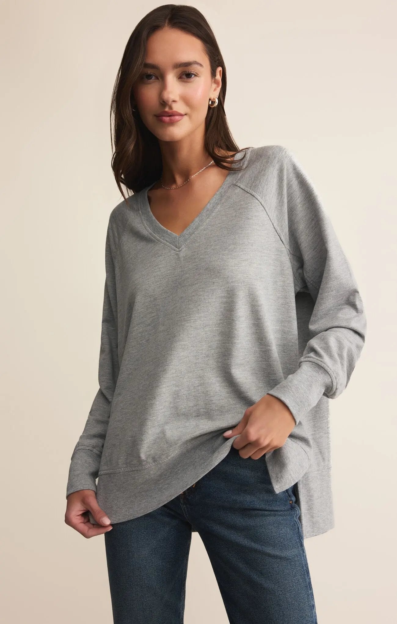 Weekender V Neck Top - Beloved Boutique