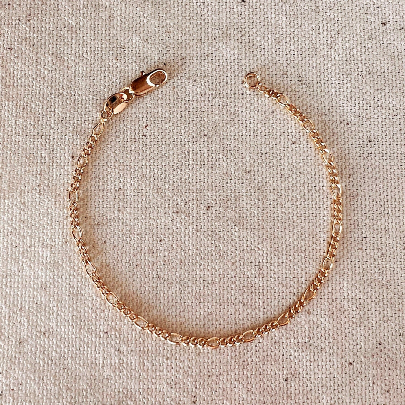 Bracelet 18k Gold Filled 2mm Rounded 3x1 Figaro Chain - Beloved Boutique