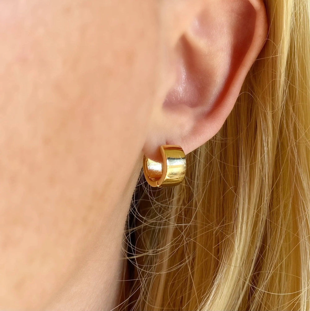 Gold Chunky Flat Clicker Hoop Earrings - Beloved Boutique
