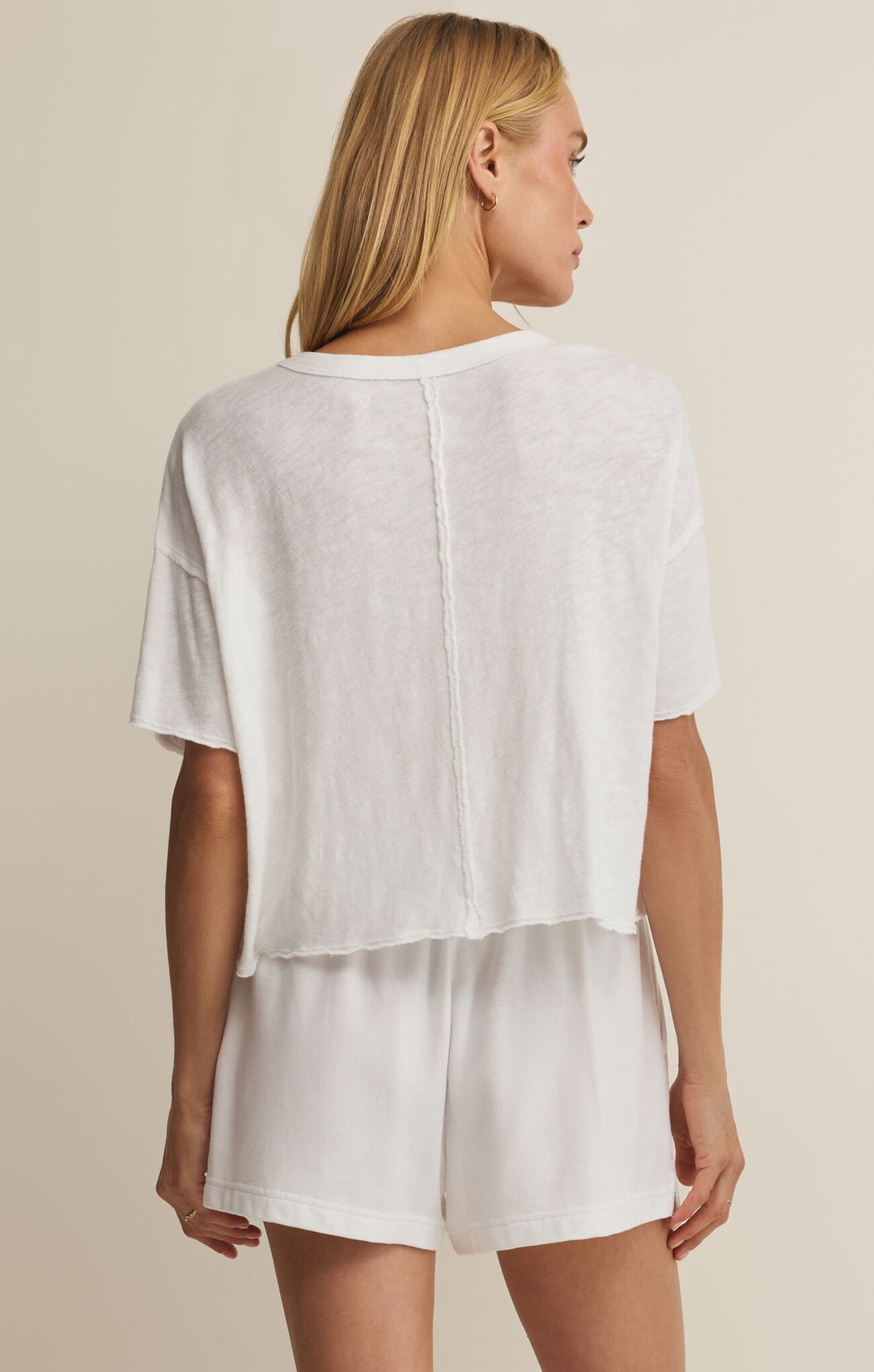 Everyday Pocket Tee - Beloved Boutique 