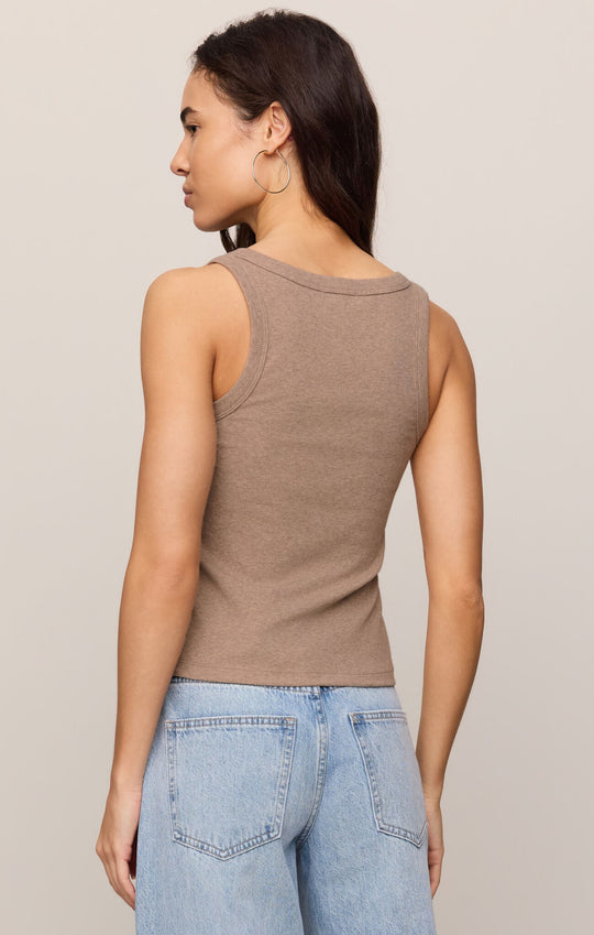 Rowe Scoop Tank