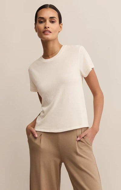 Tourist Tee - Beloved Boutique