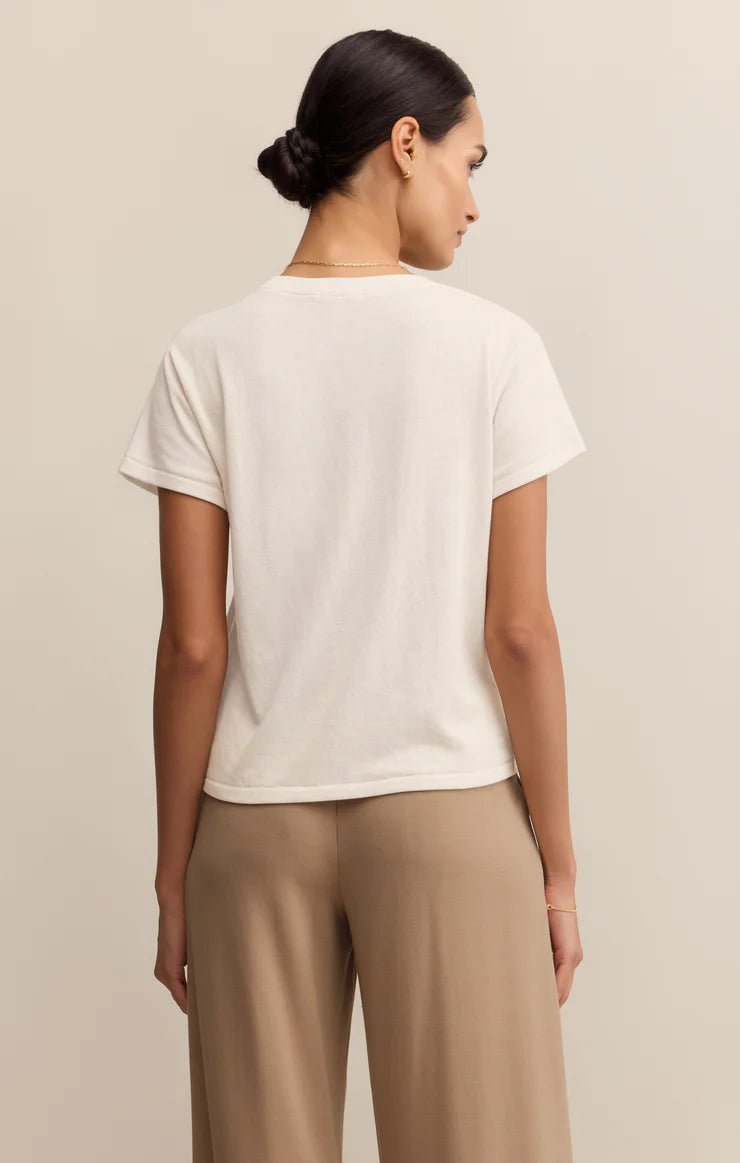 Tourist Tee - Beloved Boutique