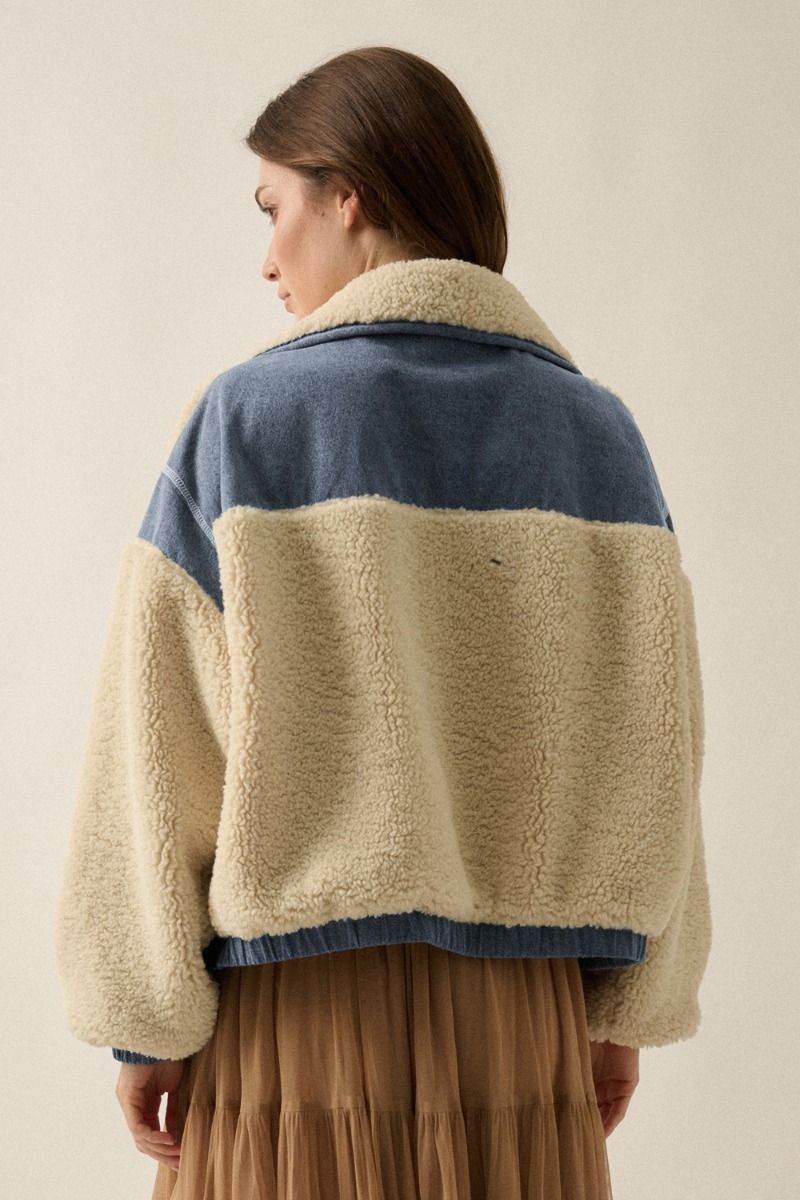 Della Fleece Jacket