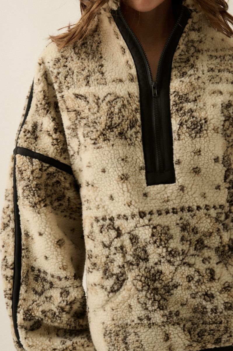 Nova Paisley Fleece